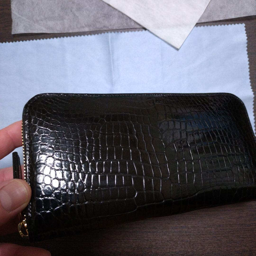 TOKYO CROCODILEシャイニング加工スモールクロコダイル 見付4箇所も