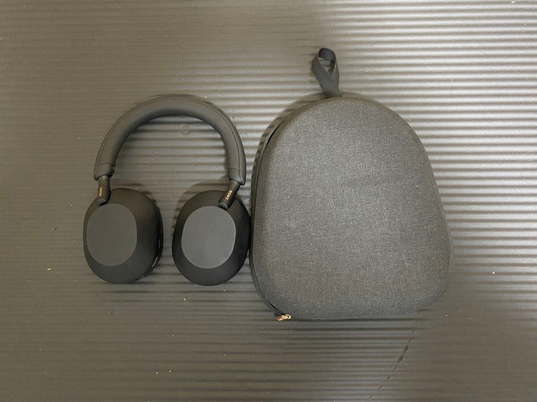 SONY WH-1000XM5 中古