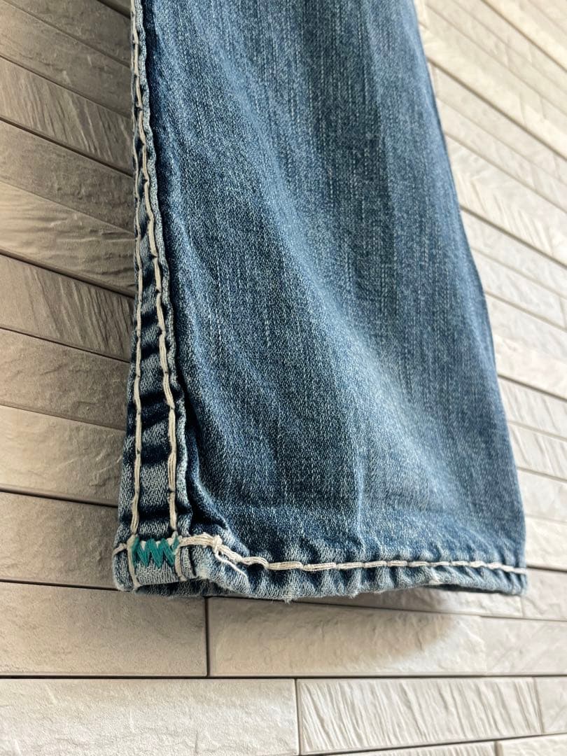 TRUE RELIGION トゥルーレリジョン サイズ30