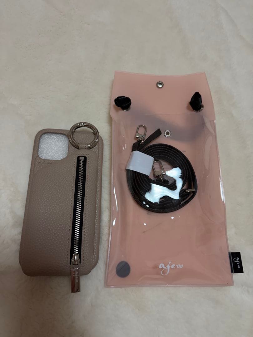 ajew (正規品)ベージュ ジッパー付き iPhone12Promaxケース