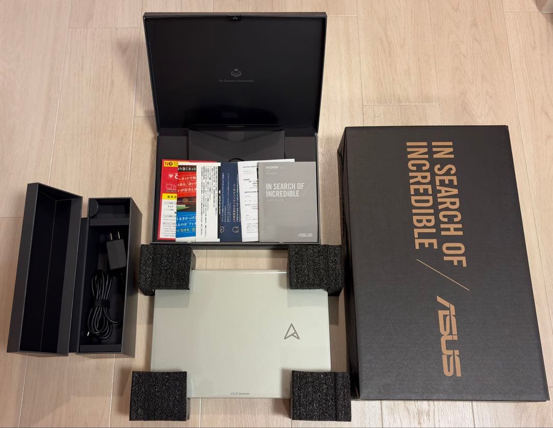 Windowsノート本体 ASUS Zenbook S 13 OLED UM5302TA-LX444WS