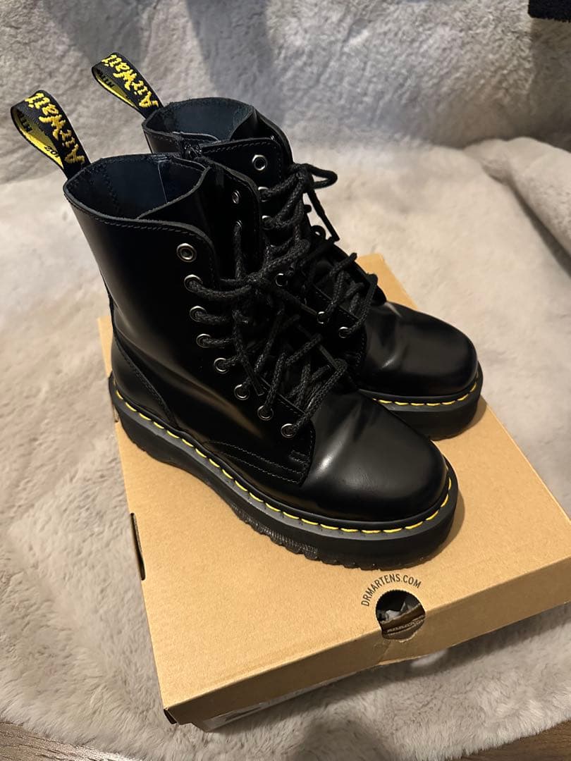 Dr. MartensドクターマーチンJADON 8ホールブーツUK4