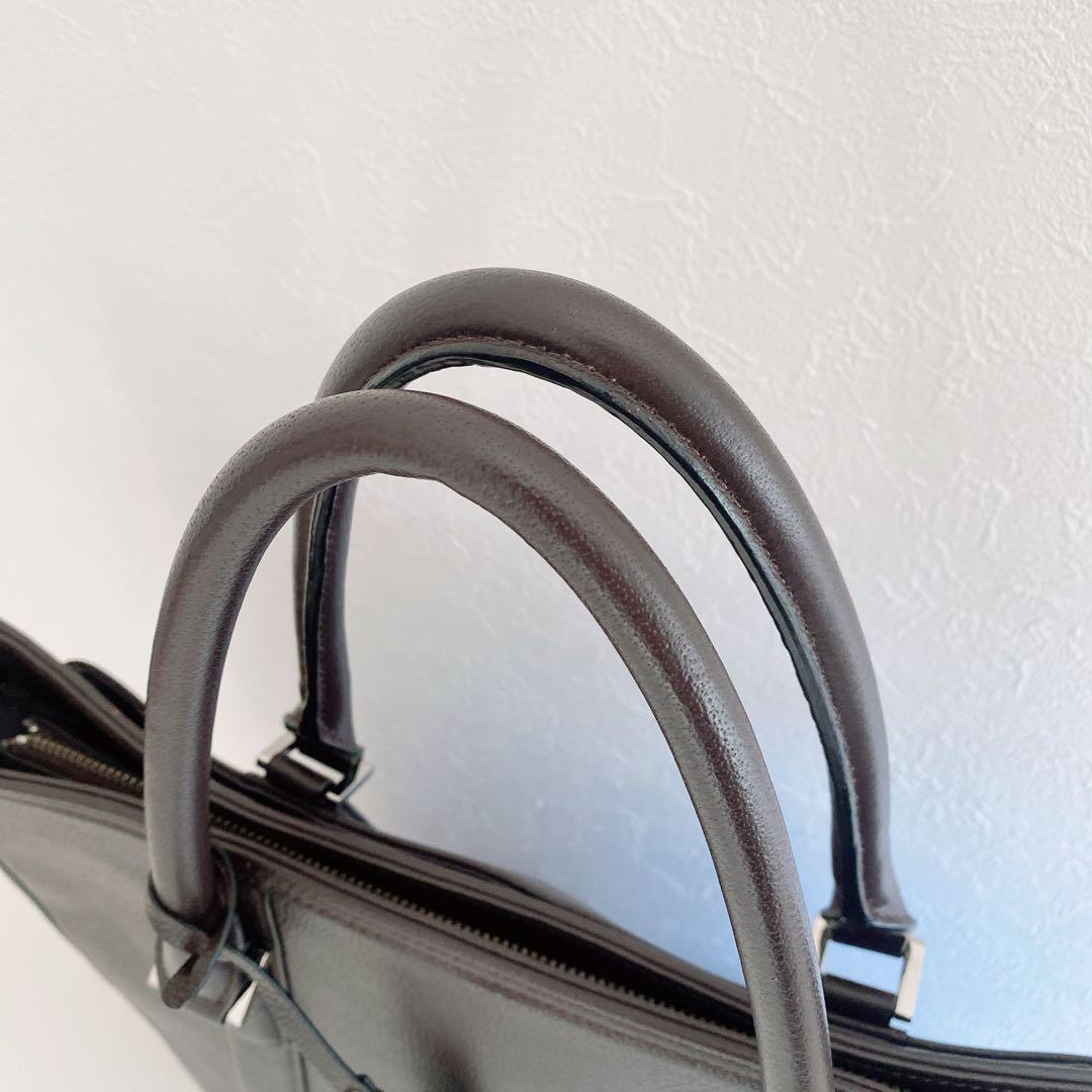 【美品】バーニーズニューヨーク ビジネストートバッグ 2way ショルダー紐付