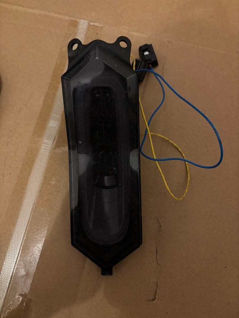 yzf r7 r1 r6 JLデザイン　内蔵テールランプ