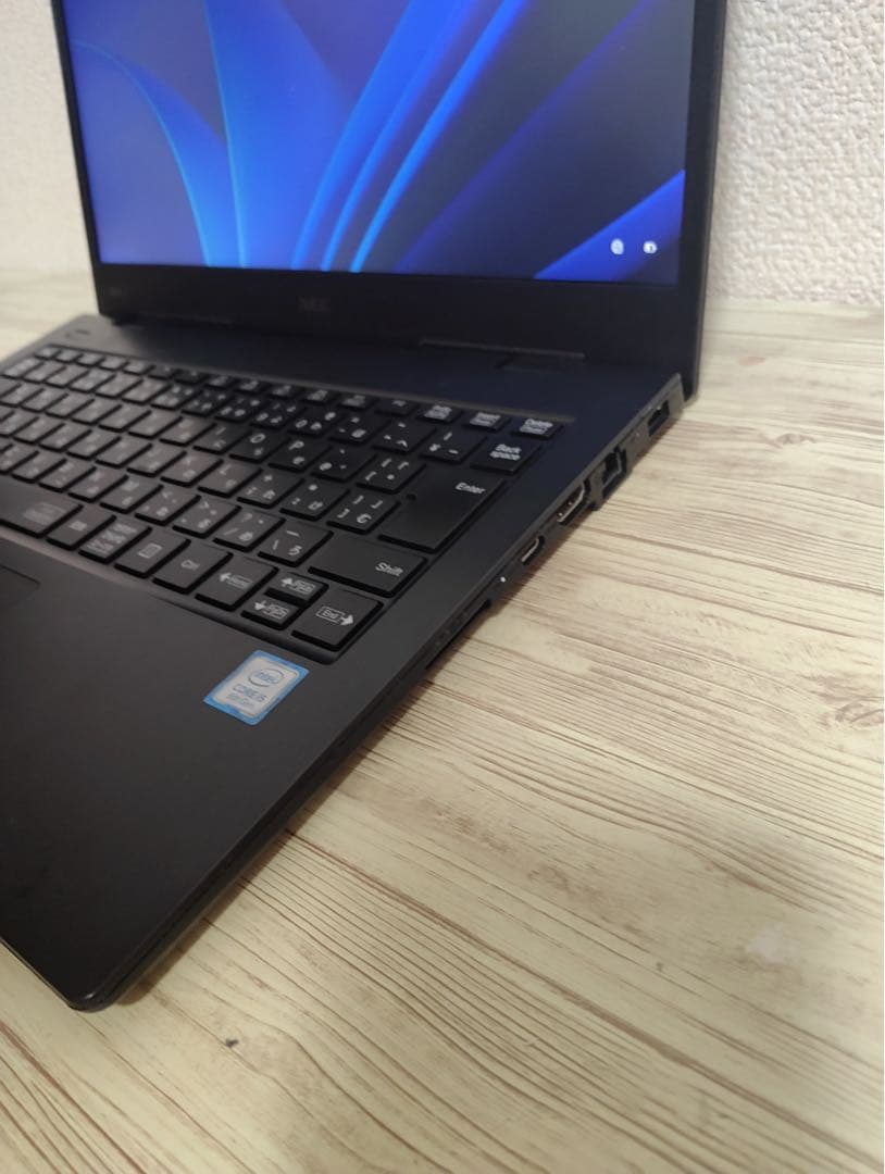 Windowsノート本体 NEC VERSA PRO vkt16m-7 COREi5 8265u