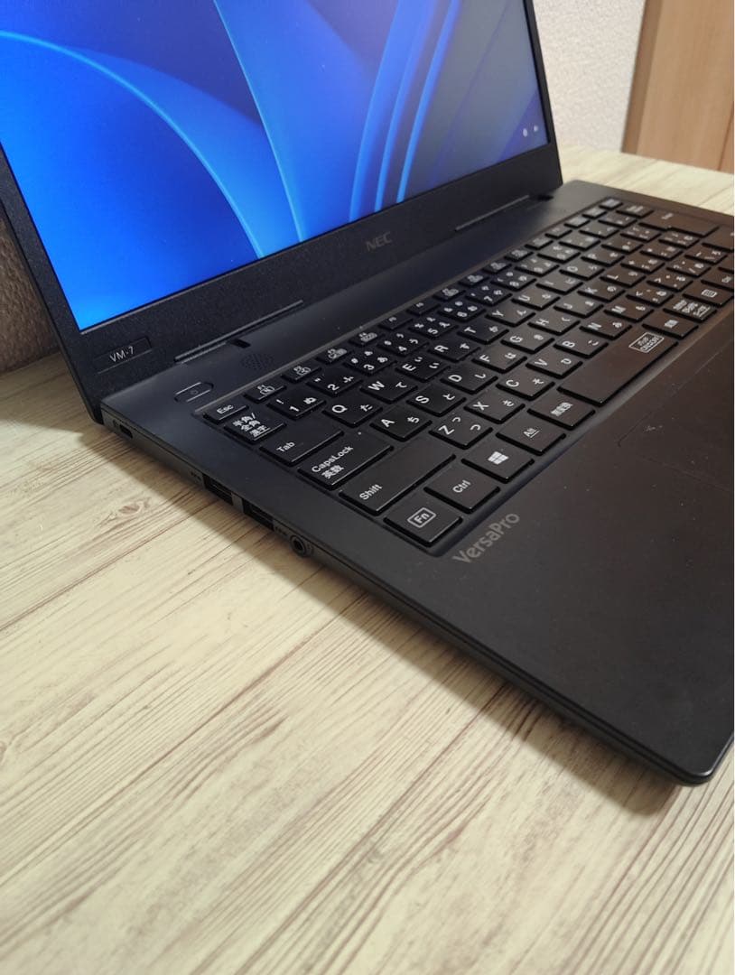 Windowsノート本体 NEC VERSA PRO vkt16m-7 COREi5 8265u
