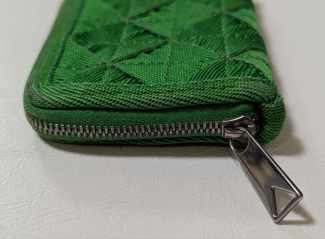 BOTTEGA VENETA ケース ラウンドファスナー グリーン