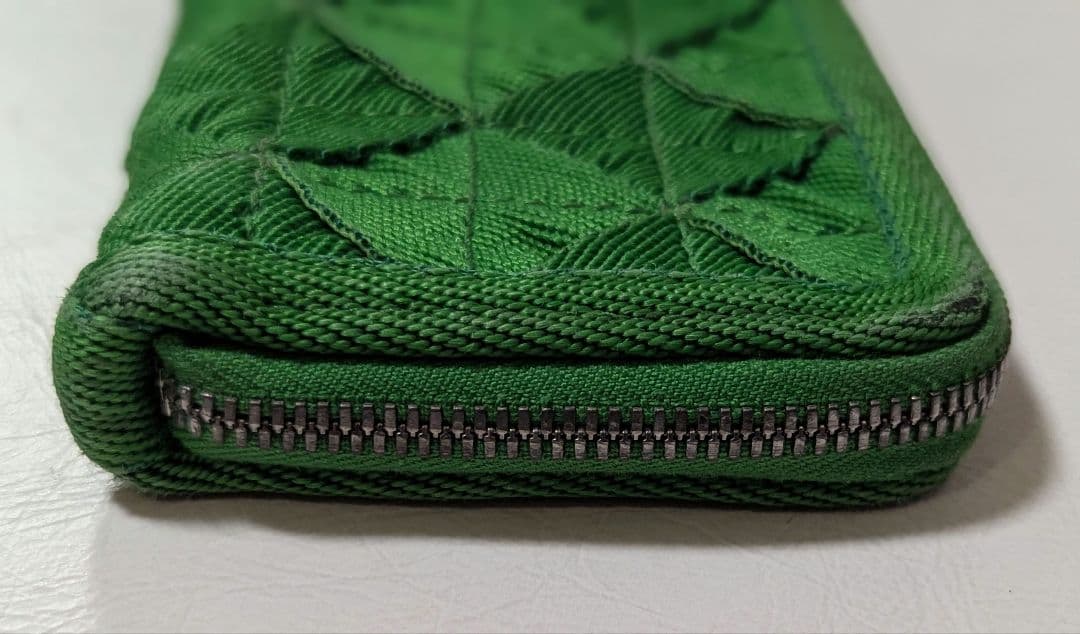 BOTTEGA VENETA ケース ラウンドファスナー グリーン