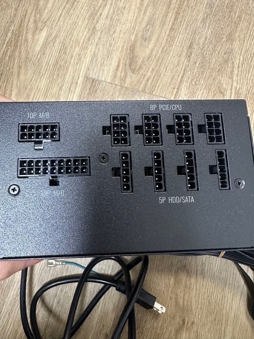 Cooler Master V750 GOLD V2 750W PC電源ユニット