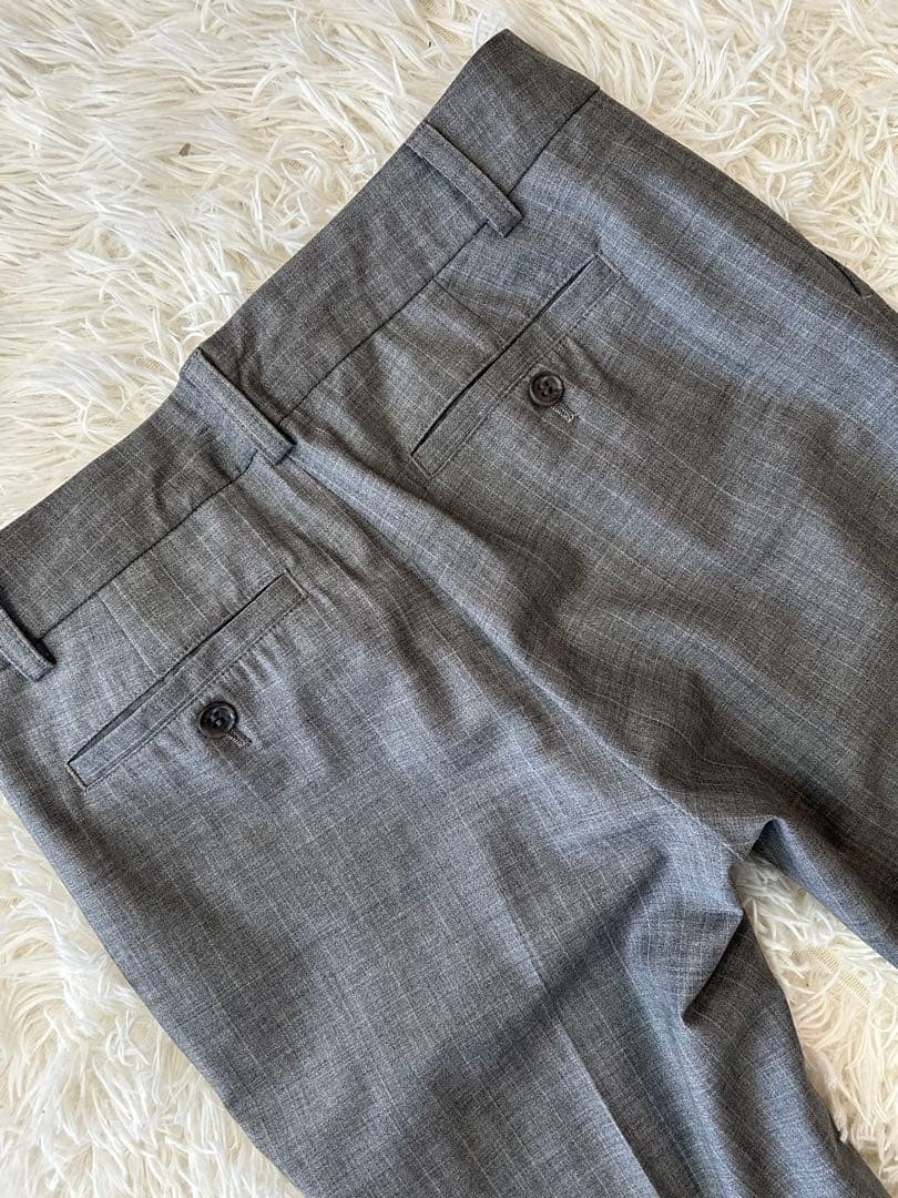 極美品！23区 グレー ピンクストライプ パンツスーツ 38 ヨーロッパ高級生地