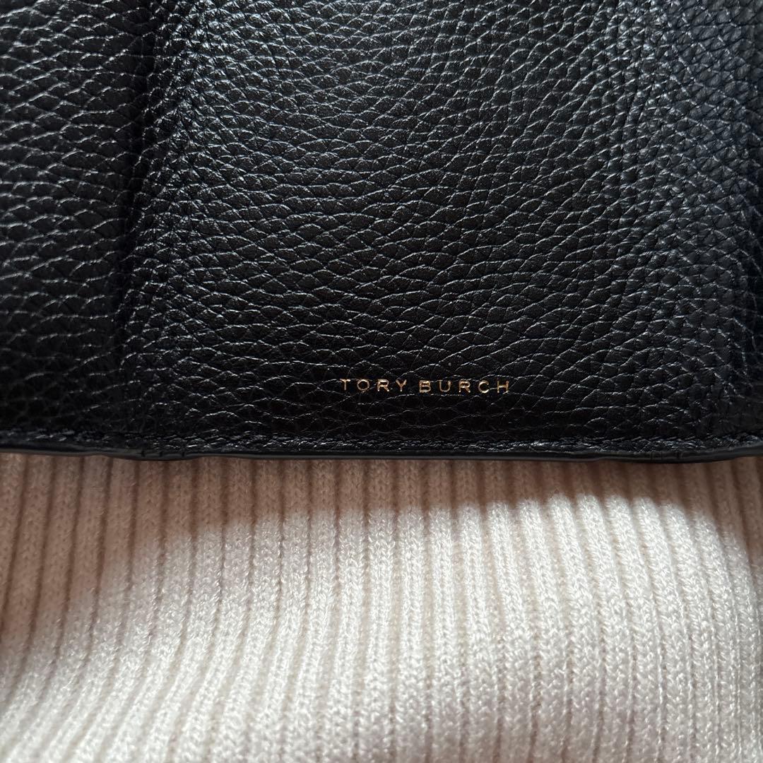 【ペコ】トリーバーチ　三つ折り財布　財布　レザー　コンパクト　ブラック