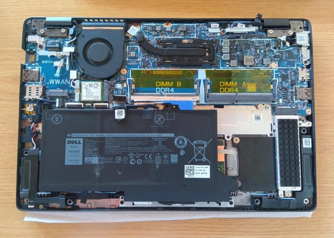 Dell Latitude 5300 i7-8665U 動作品ジャンク扱い