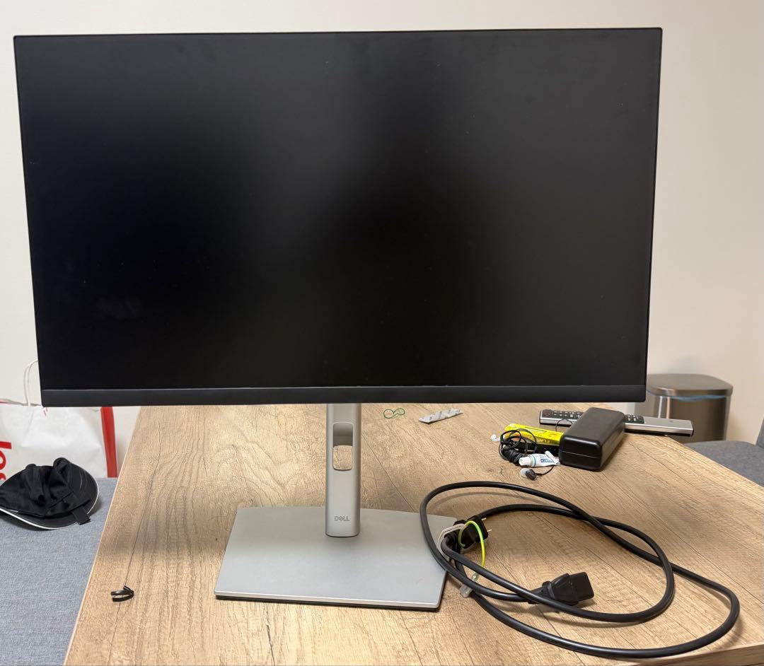DELL 24 Monitor P2422HE 本体