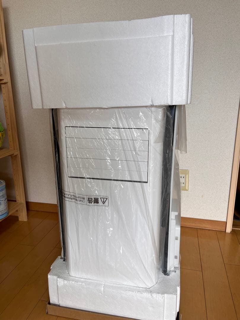 【超美品】アイリスオーヤマ　ポータブルクーラー　2025年製　IPP-2225U