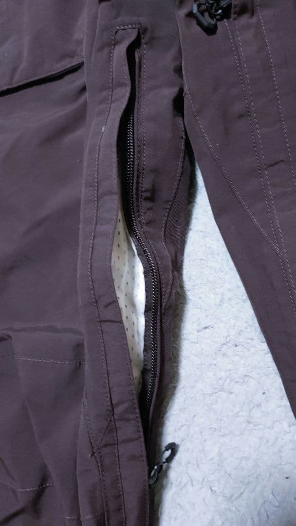 【VOLCOM ボルコム】ビブパンツ スノーボードウェアパンツ ゴアテックス