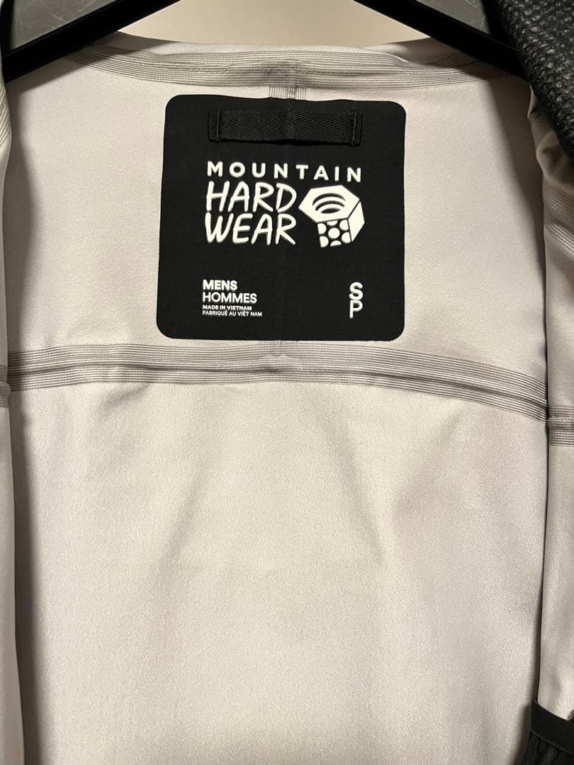 未使用品！Mountain Hardwear スノーストームジャケット
