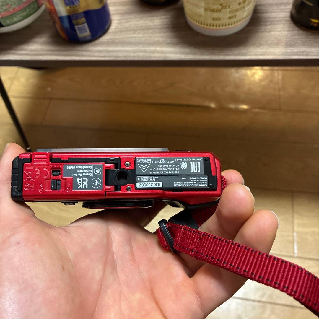 [サト] Tough デジタルカメラ レッド 2m防水　tg-6