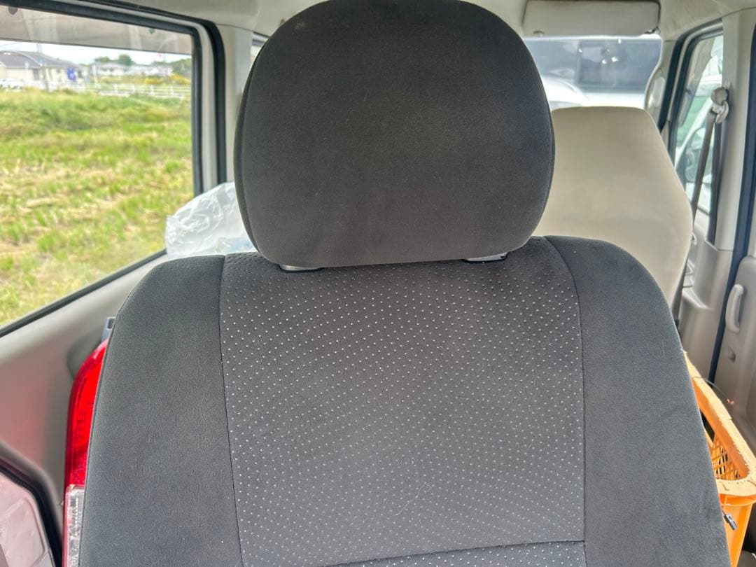 【美品】200系ハイエース　5型　運転席シート