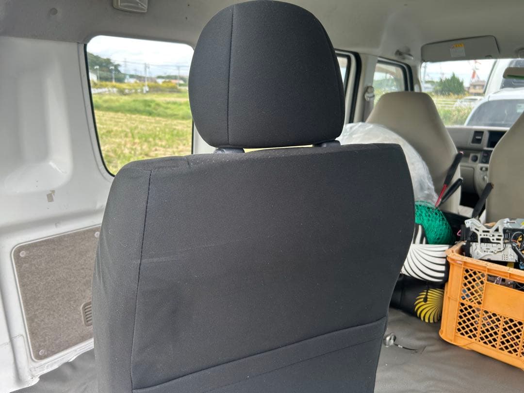 【美品】200系ハイエース　5型　運転席シート