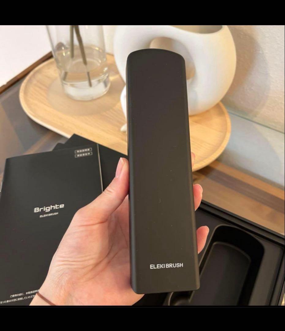 ELEKI BRUSH ブライトエレキブラシ 美顔器
