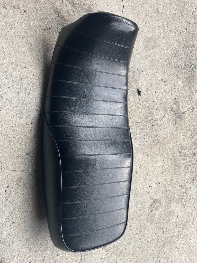 バイクシート ブラック xjr1200 xjr1300タックロールシート