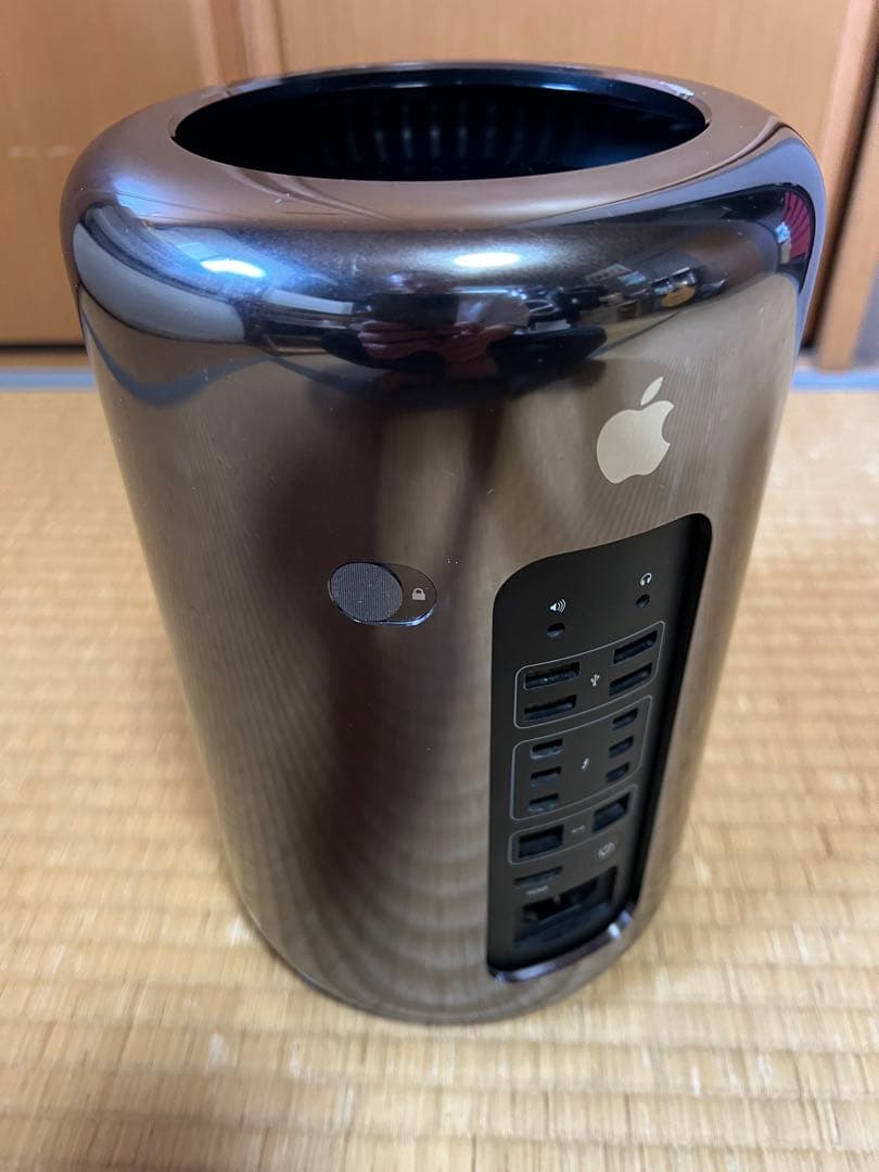 【傷あり】Apple Mac Pro Late2013 OS Monterey