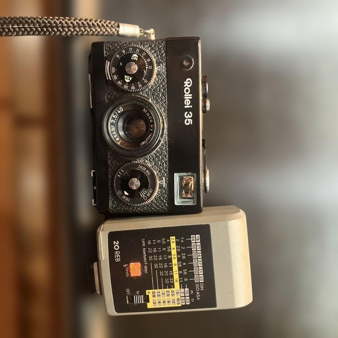 Rollei 35 コンパクトフィルムカメラ　ストロボセット　おまけ付