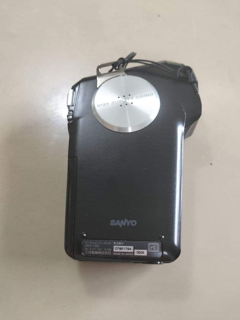 【極美品】SANYOデジタルムービーカメラXacti DMX-C6(K)