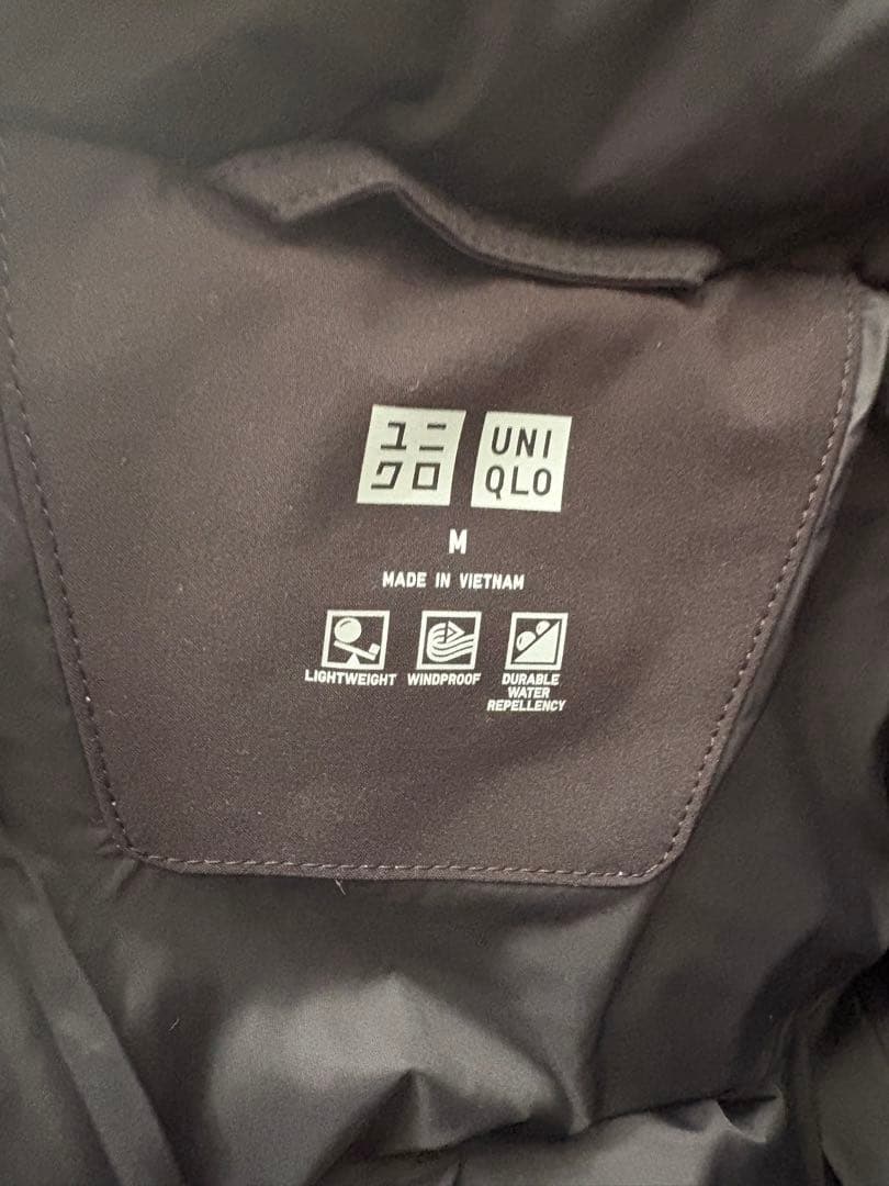 UNIQLOシームレスパーカーダウン