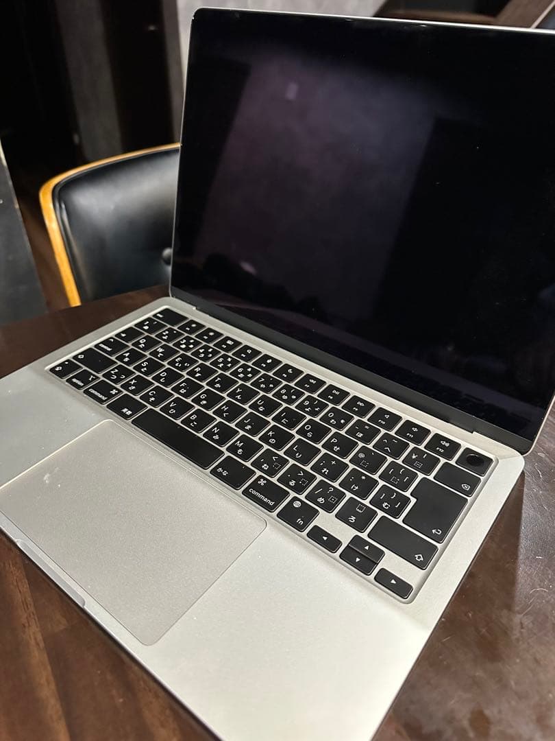 MacBook Air 13inch M2チップ搭載