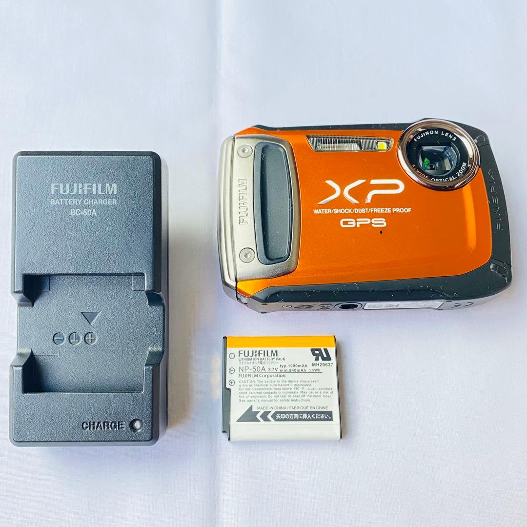 富士フイルム FinePix XP150 オレンジ デジカメ 中古 動作確認済み