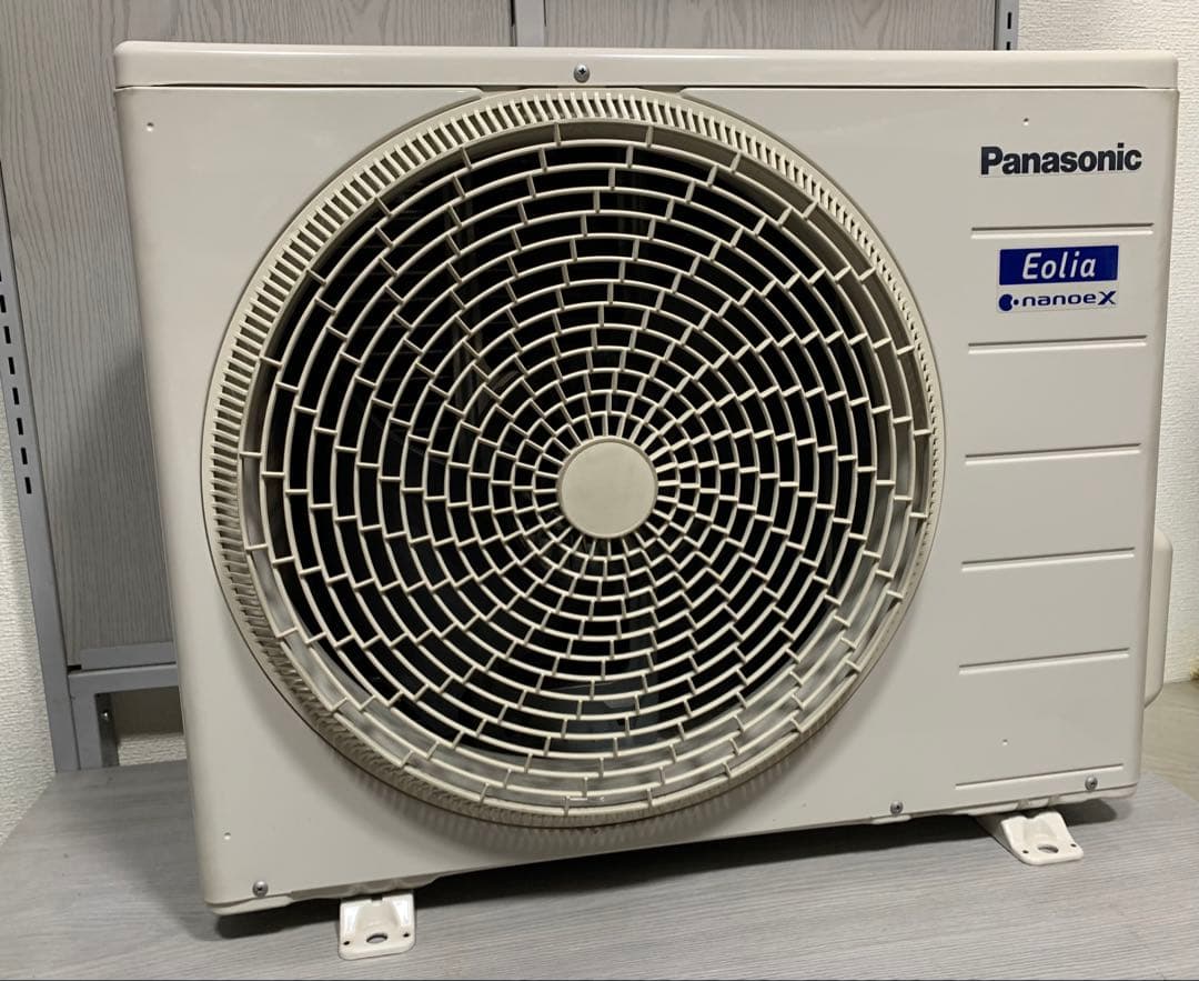 送料込み　パナソニック CS-223DEXK 2023年製　お掃除ロボ付　6畳