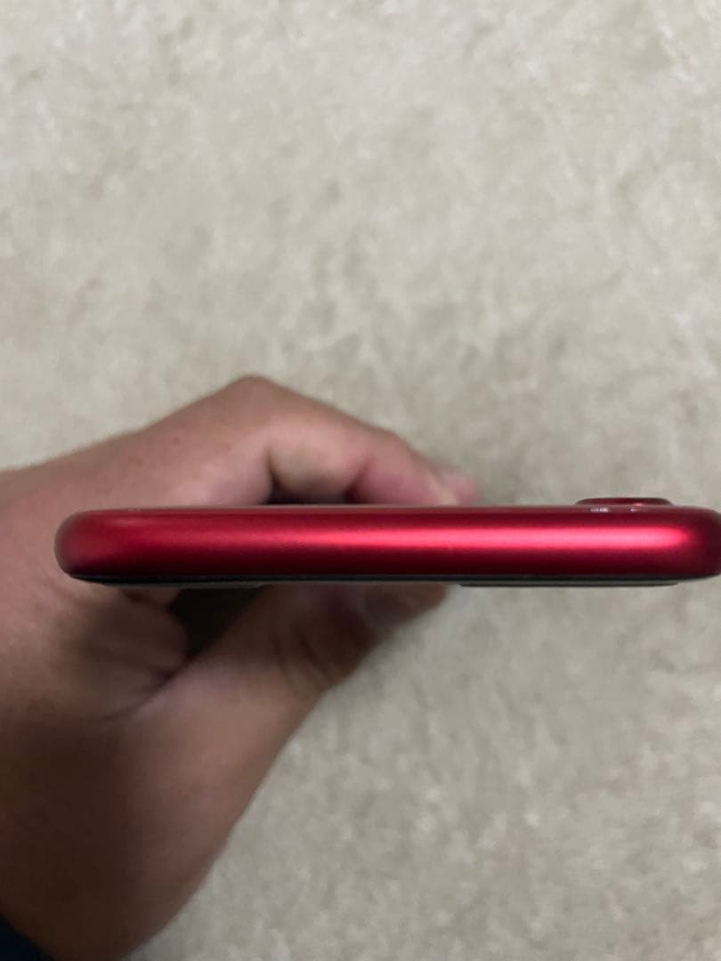 iPhone8レッド　64ギガ　SIMフリー