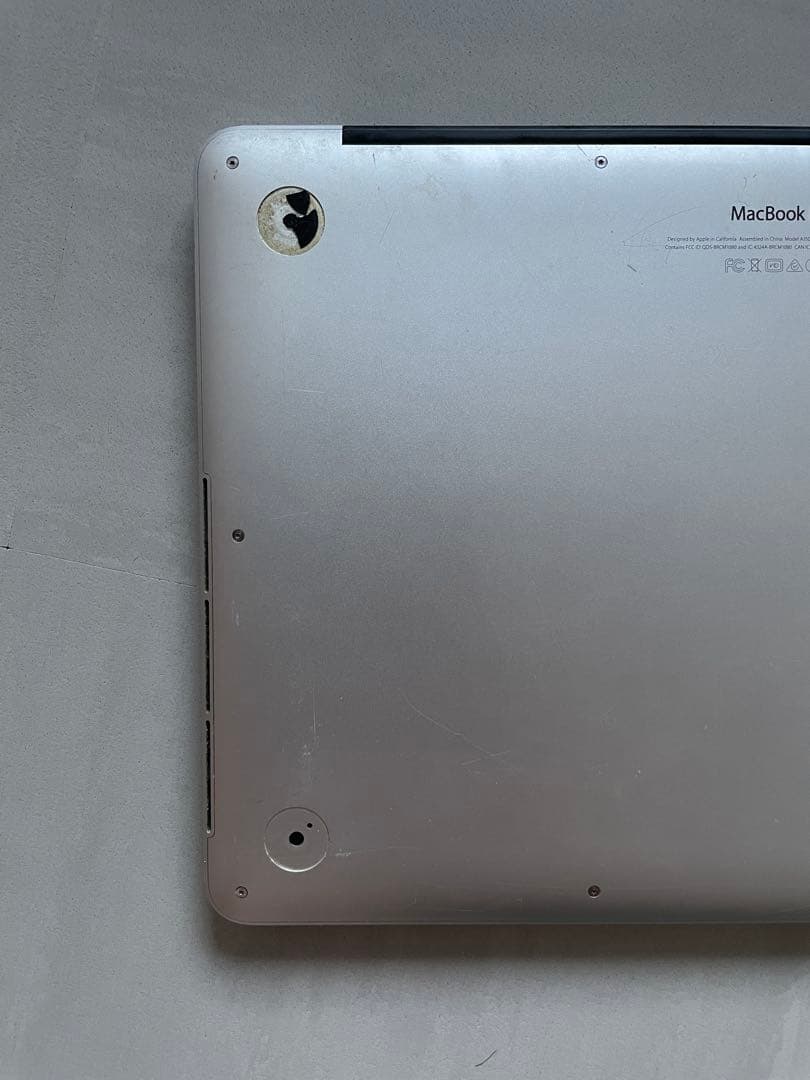 MacBook本体 Apple MacBook pro 2015 13inch