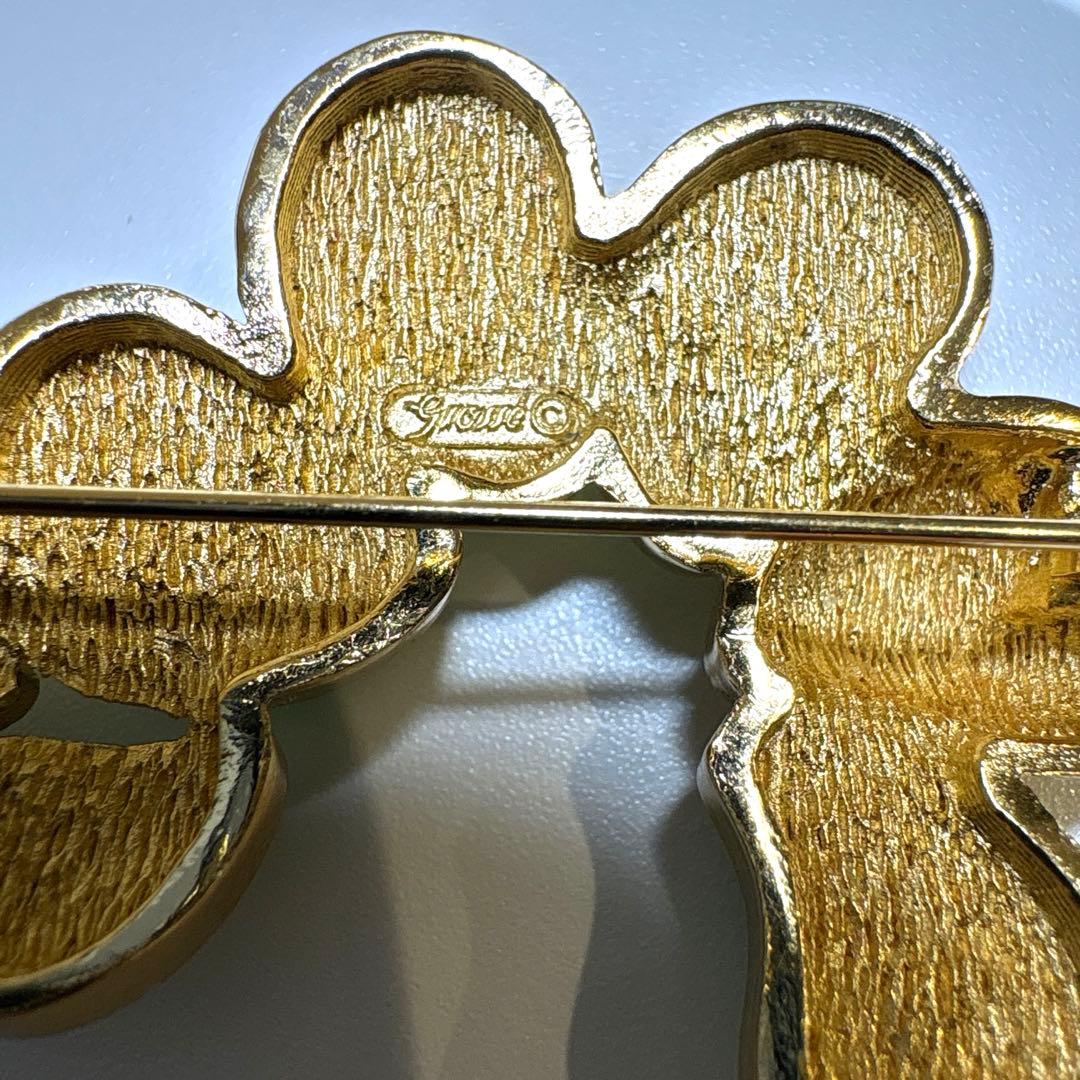 grosse ヴィンテージブローチ