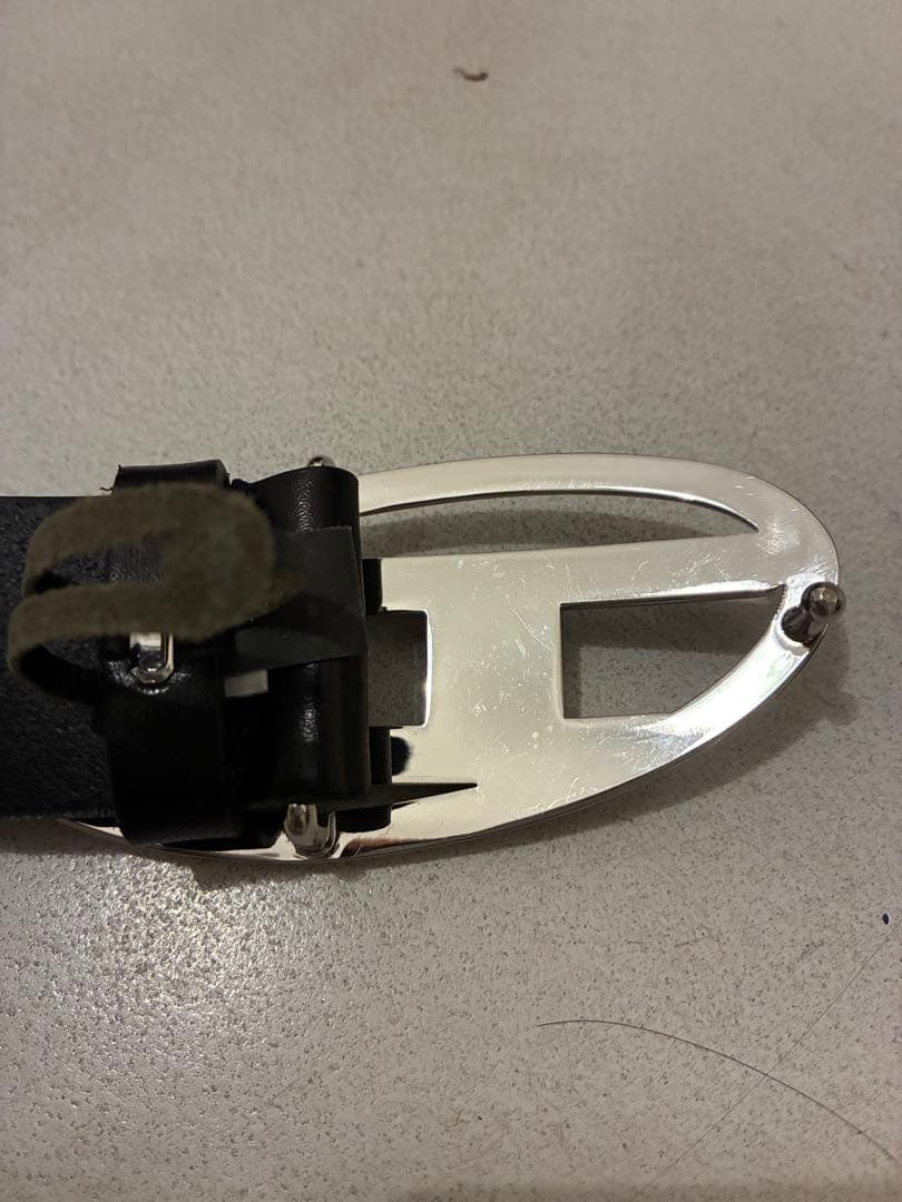 【人気】DIESEL ディーゼル ロゴバックル レザーベルト ブラック シルバー