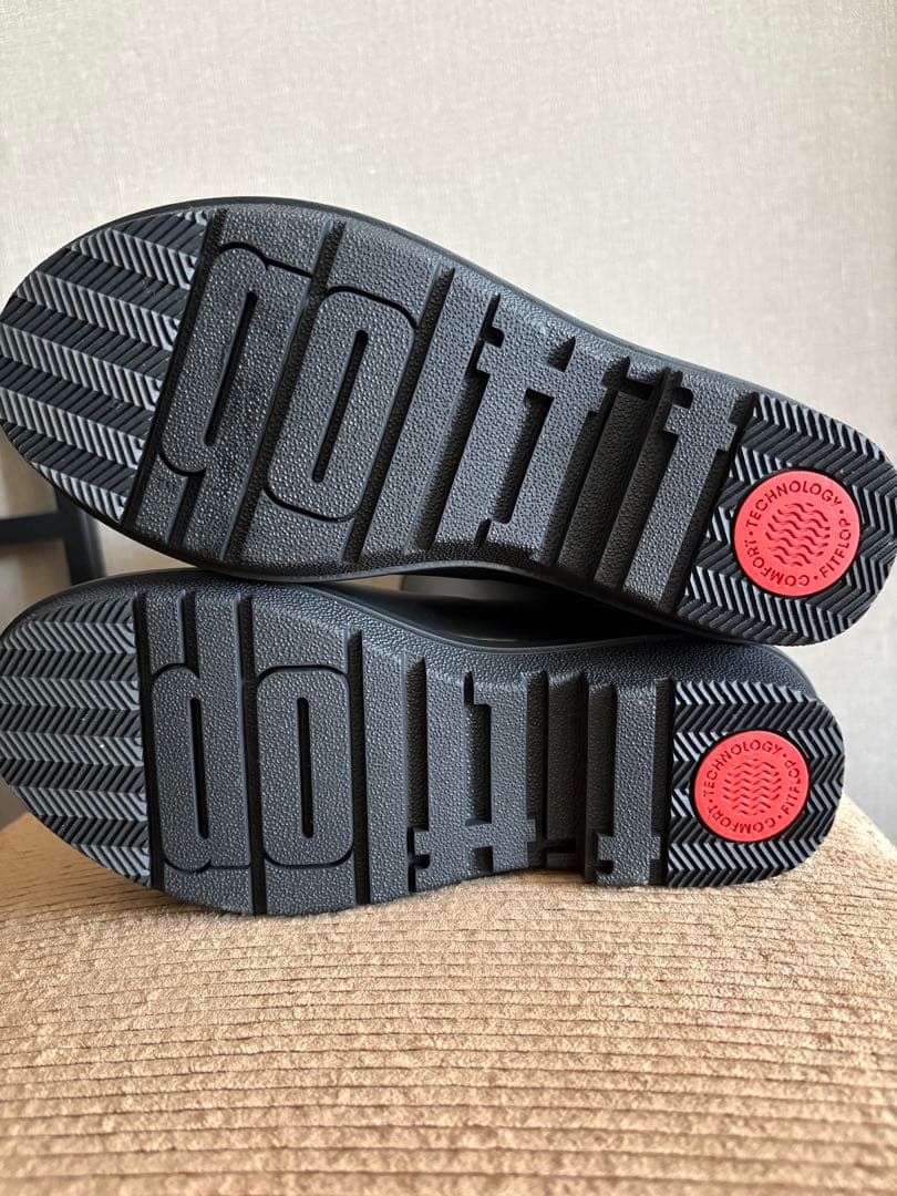 fitflop（フィットフロップ）ブーツ