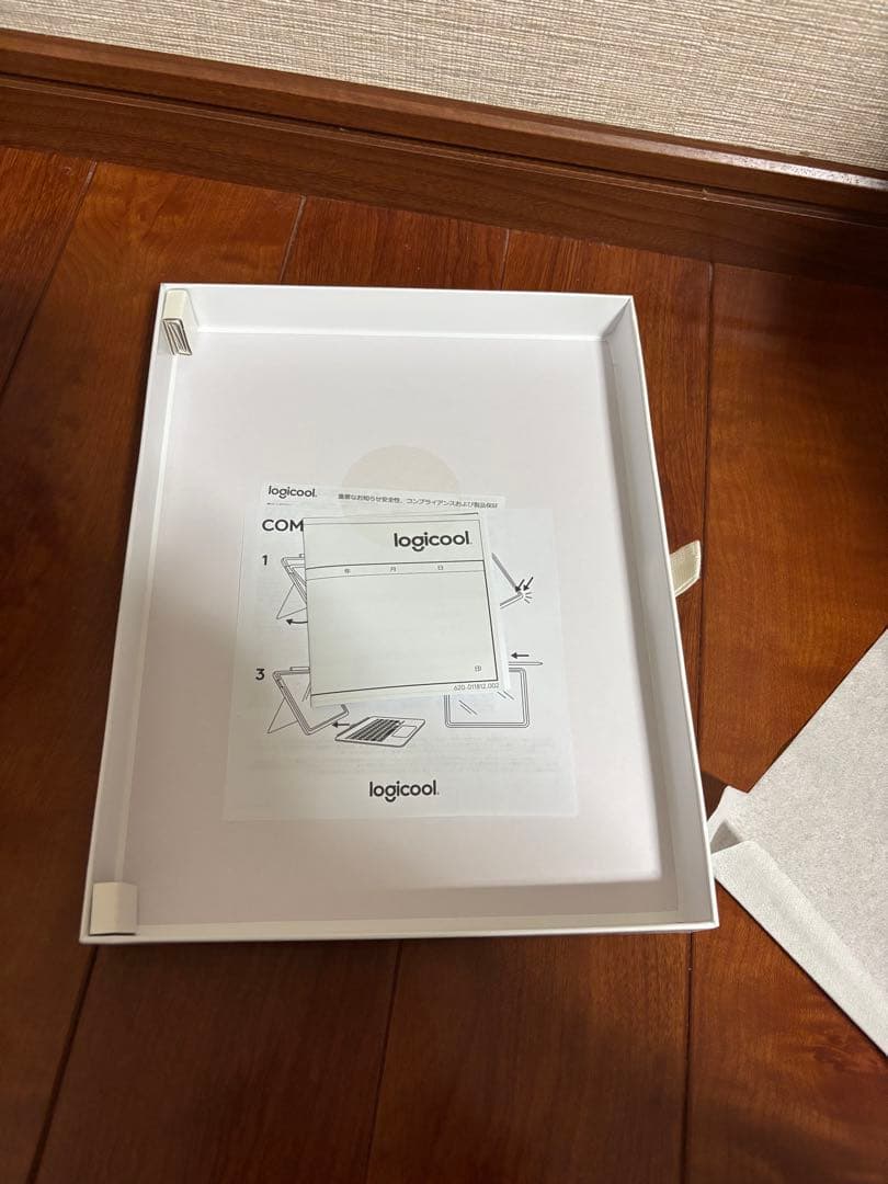 logicool Combo Touch iPad 第10世代用