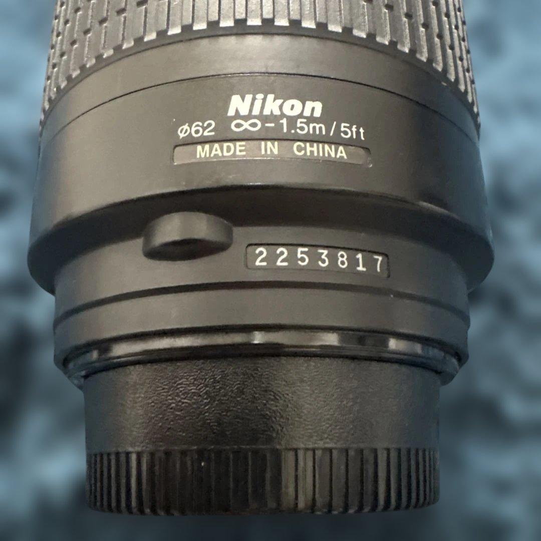Nikon ニコン NIKKOR 70-300mm 4-5.6 レンズ