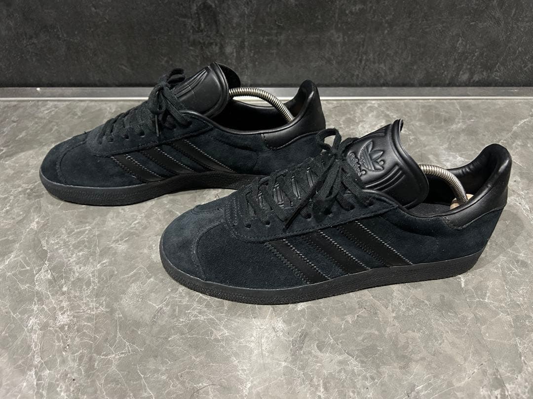 靴 adidas gazelle 26.5cm