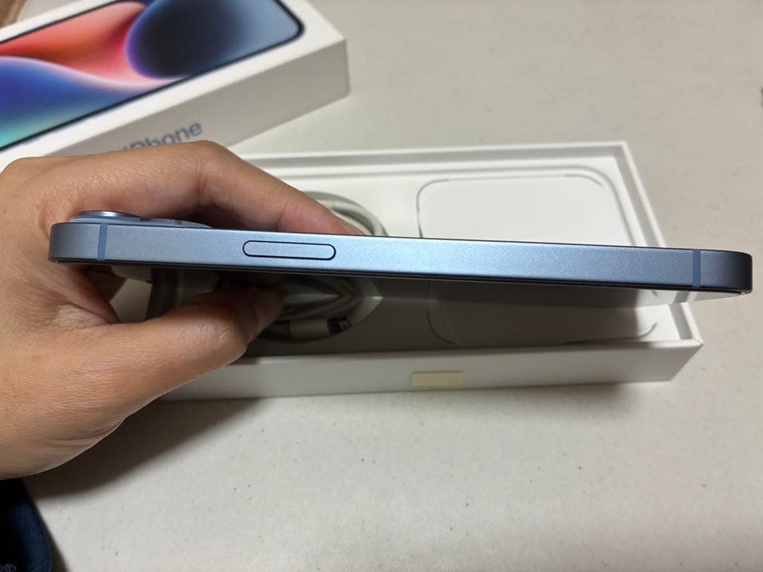 iPhone 14 128GB 青 SIM FREE