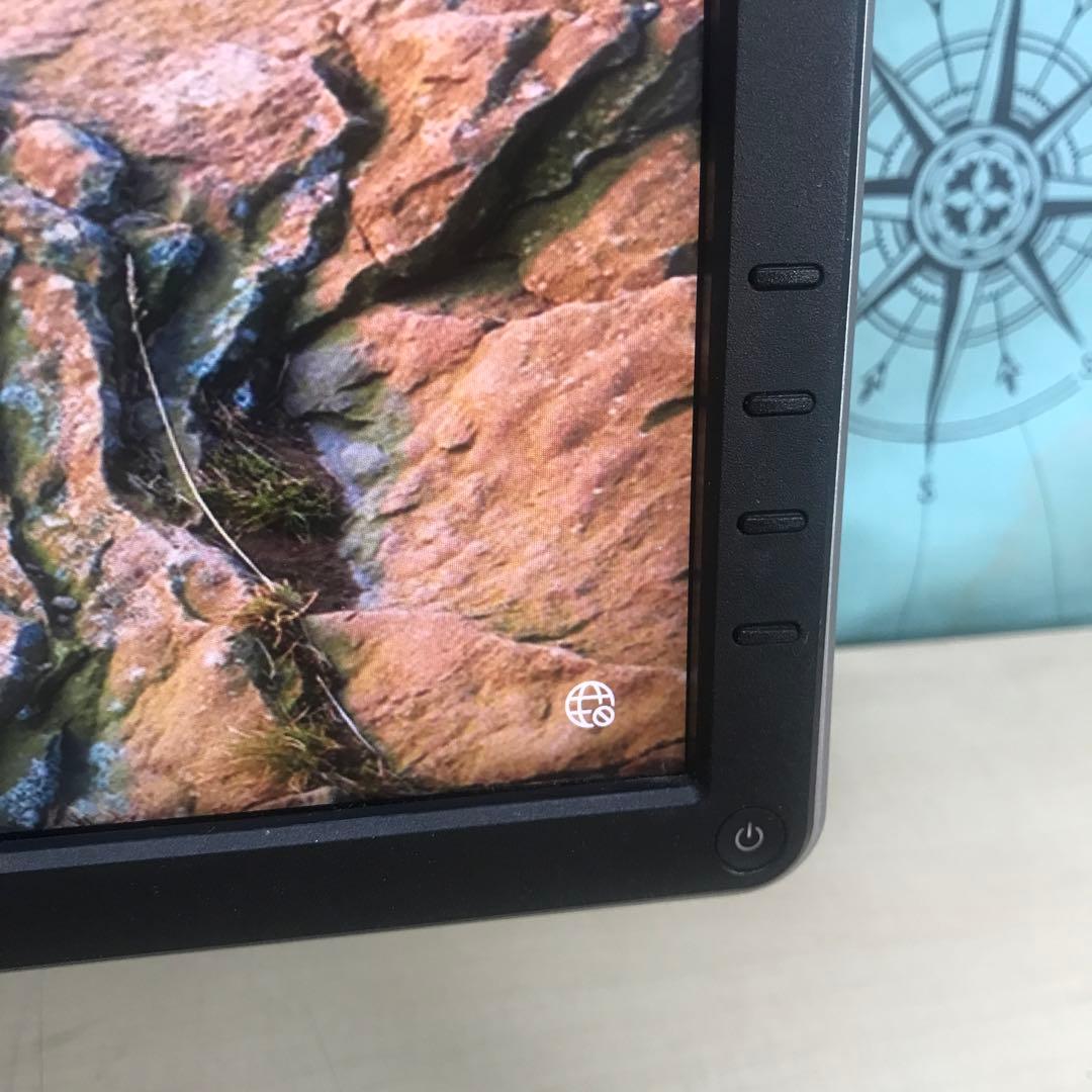 23.8インチ 4K液晶モニター P2415Qb ピボット機能 スイベル機能