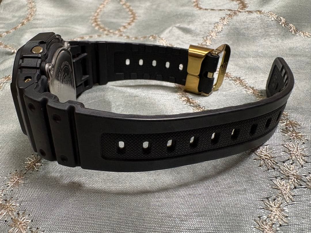 CASIO カシオ　Gショック　GW-5600BJブラック/ゴールド極上品