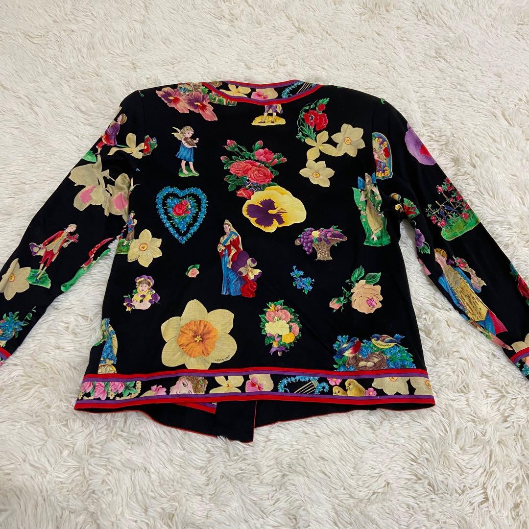 極美品✨レオナール　セットアップ　人物、花柄　肩パッド入り　金ボタン　Ｍサイズ