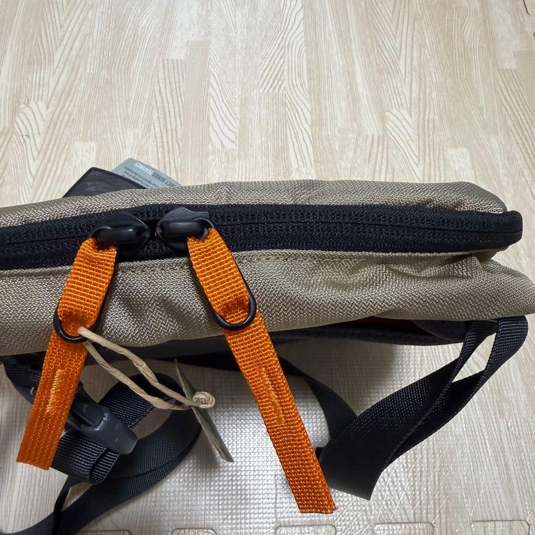 【新品タグ付】ミステリーランチ DISTRICT4 ショルダーバッグ