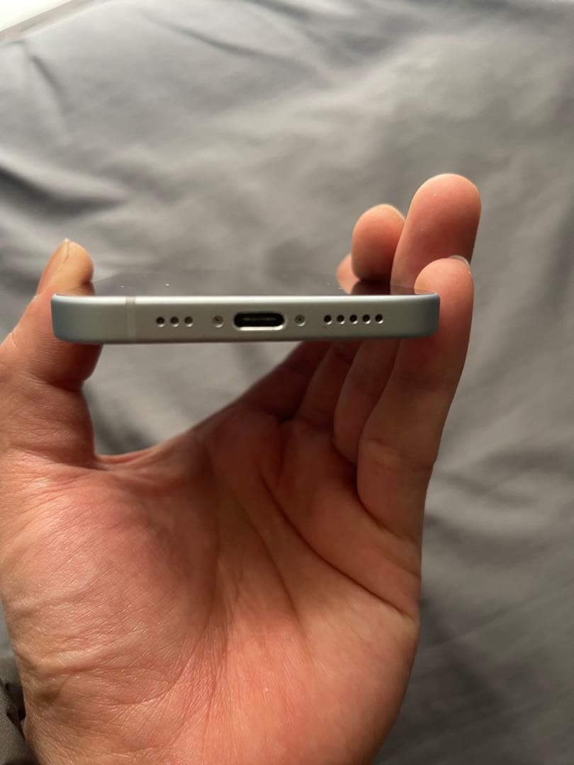 Apple iPhone 15ホワイト 本体