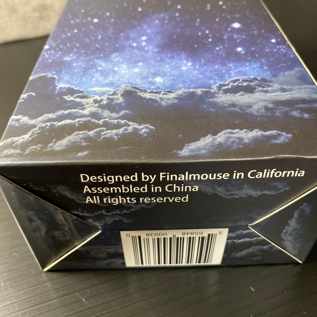 ゲーミングマウス　Finalmouse Ultralight Phantom