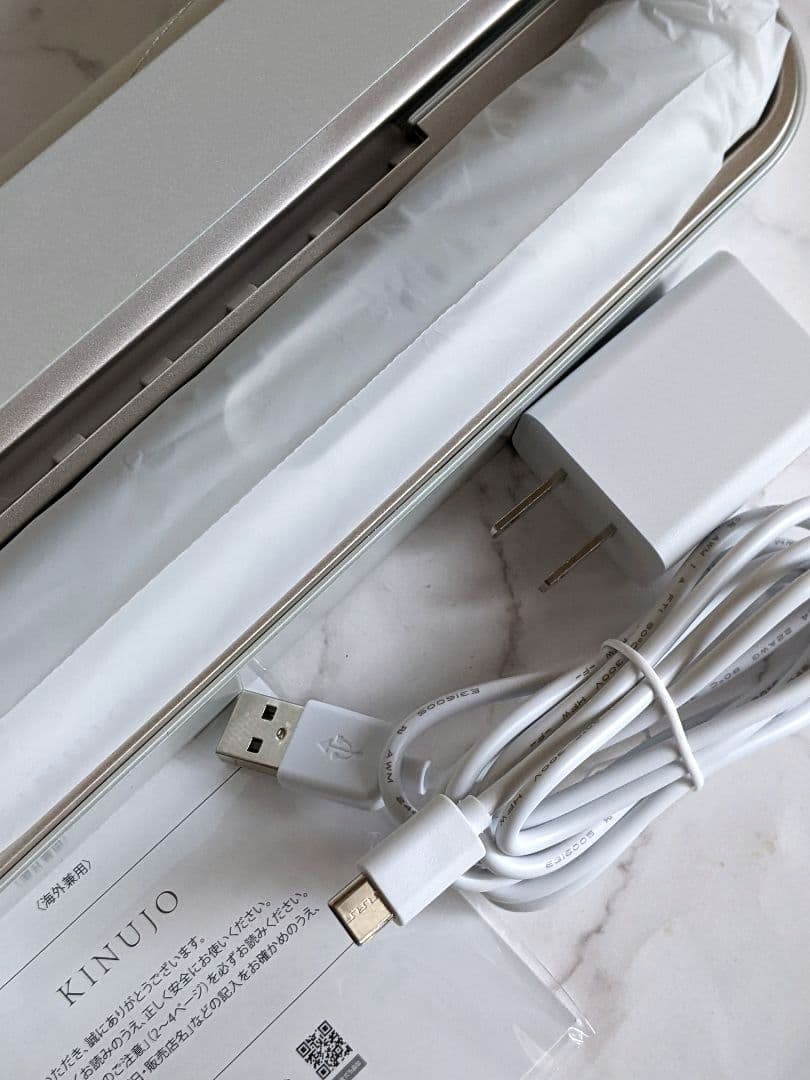 絹女　KINUJO コードレスヘアアイロン　ストレート