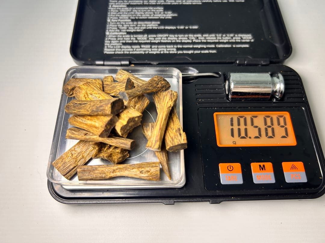 お香 天然沈香 六国五味聞香用 伽羅 香木 3-S-10.589