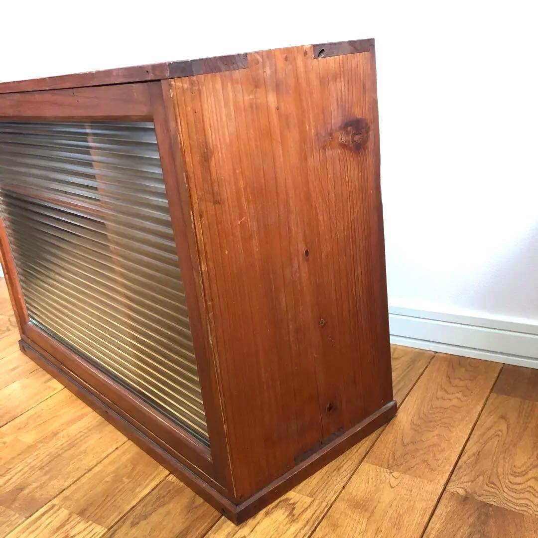 古家具　古道具　ガラス棚　ガラス戸　モールガラス　木枠